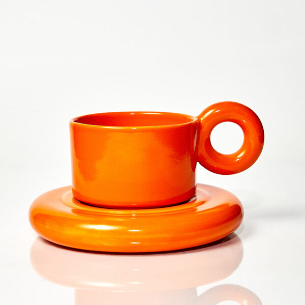 Kubek ceramiczny plus spodek Jackie / Orange/ ręcznie wytwarzane