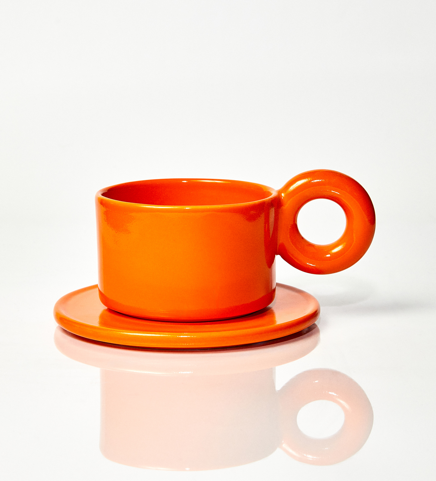 Kubek ceramiczny plus spodek Baub / Orange/ ręcznie wytwarzane