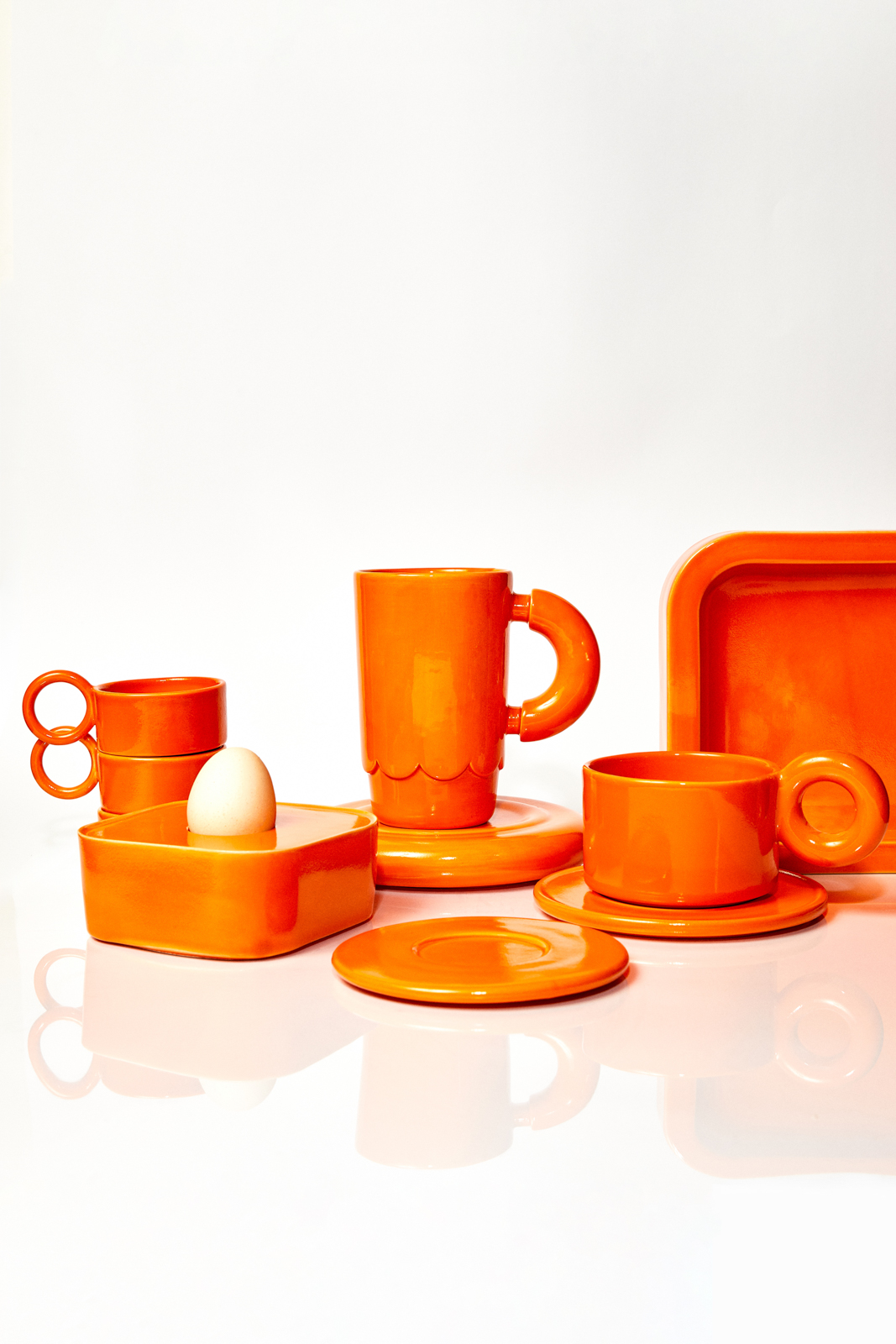 Kubek ceramiczny plus spodek Jackie / Orange/ ręcznie wytwarzane - obrazek 3