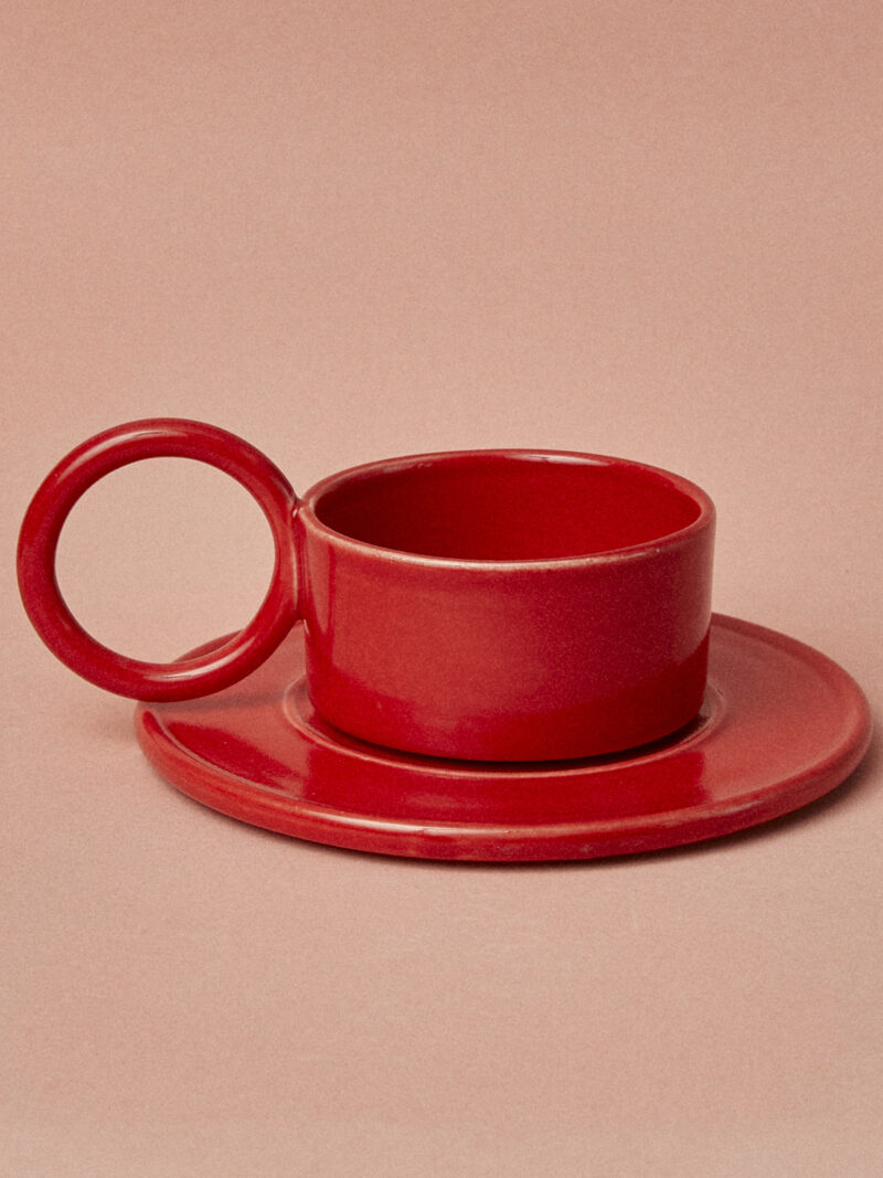 Filiżanka ceramiczna plus spodek Baub /Rosso/  ręcznie wywarzana