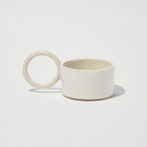 Filiżanka ceramiczna Baub /Shiny White/  ręcznie wywarzana