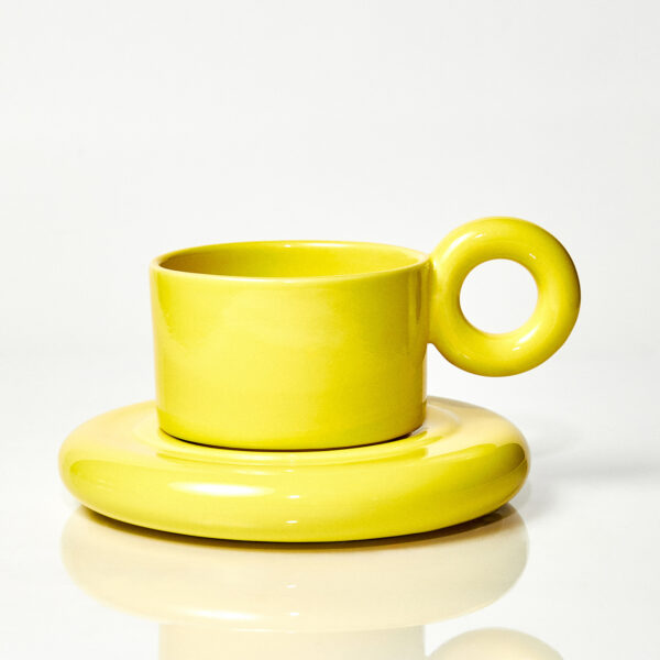 Kubek ceramiczny plus spodek Jackie / Acid Yellow/ ręcznie wytwarzane
