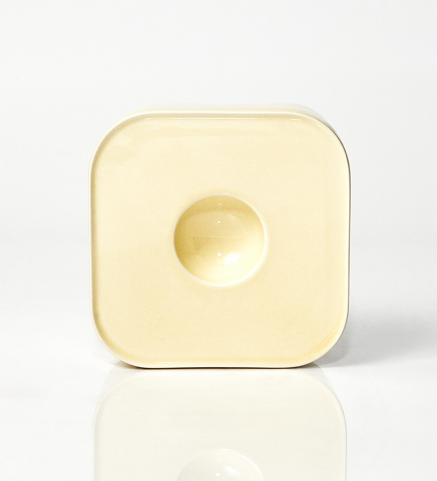 Holder na jajko CAMELOT / Butter / ręcznie wytwarzany - obrazek 3