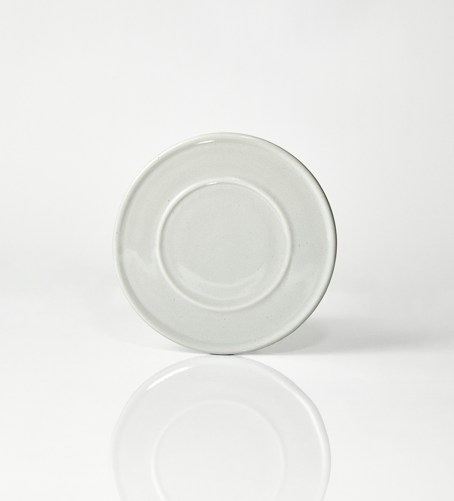 Filiżanka ceramiczna plus spodek Baub / Taupe/ ręcznie wytwarzana - obrazek 4