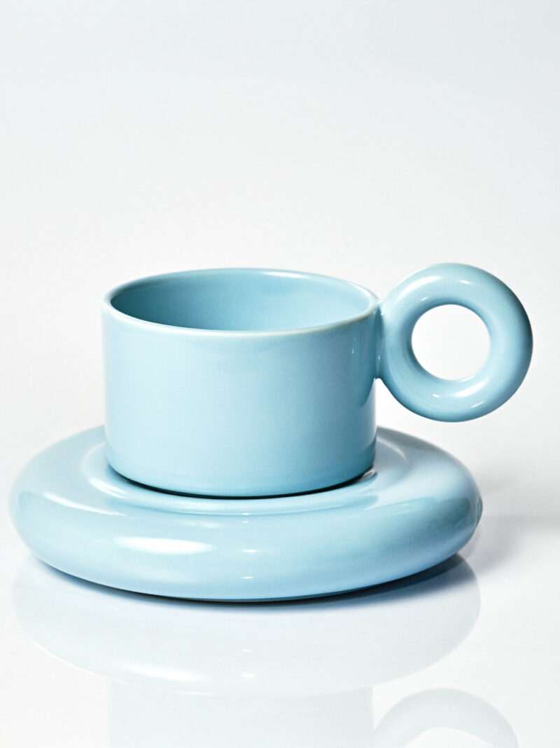Kubek ceramiczny plus spodek Jackie / Baby Blue